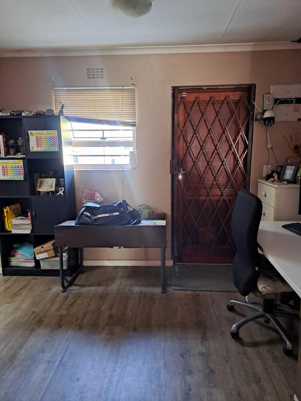 To Let 3 Bedroom Property for Rent in Vredekloof Heights Western Cape